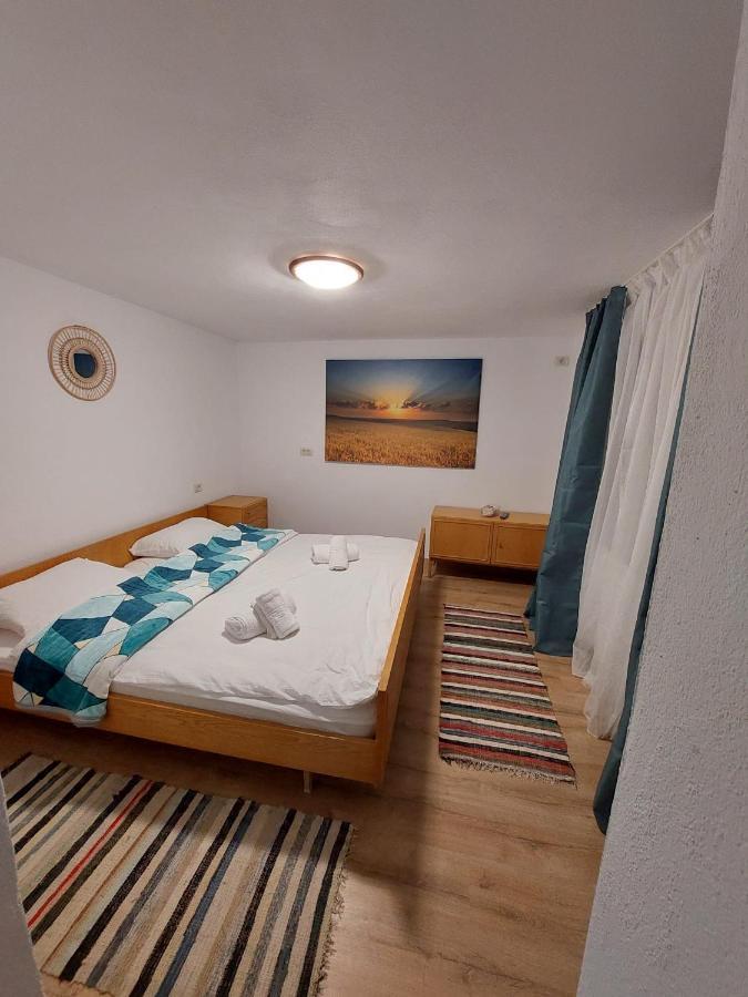Casuta De Sub Munte Cartisoara Villa Екстериор снимка