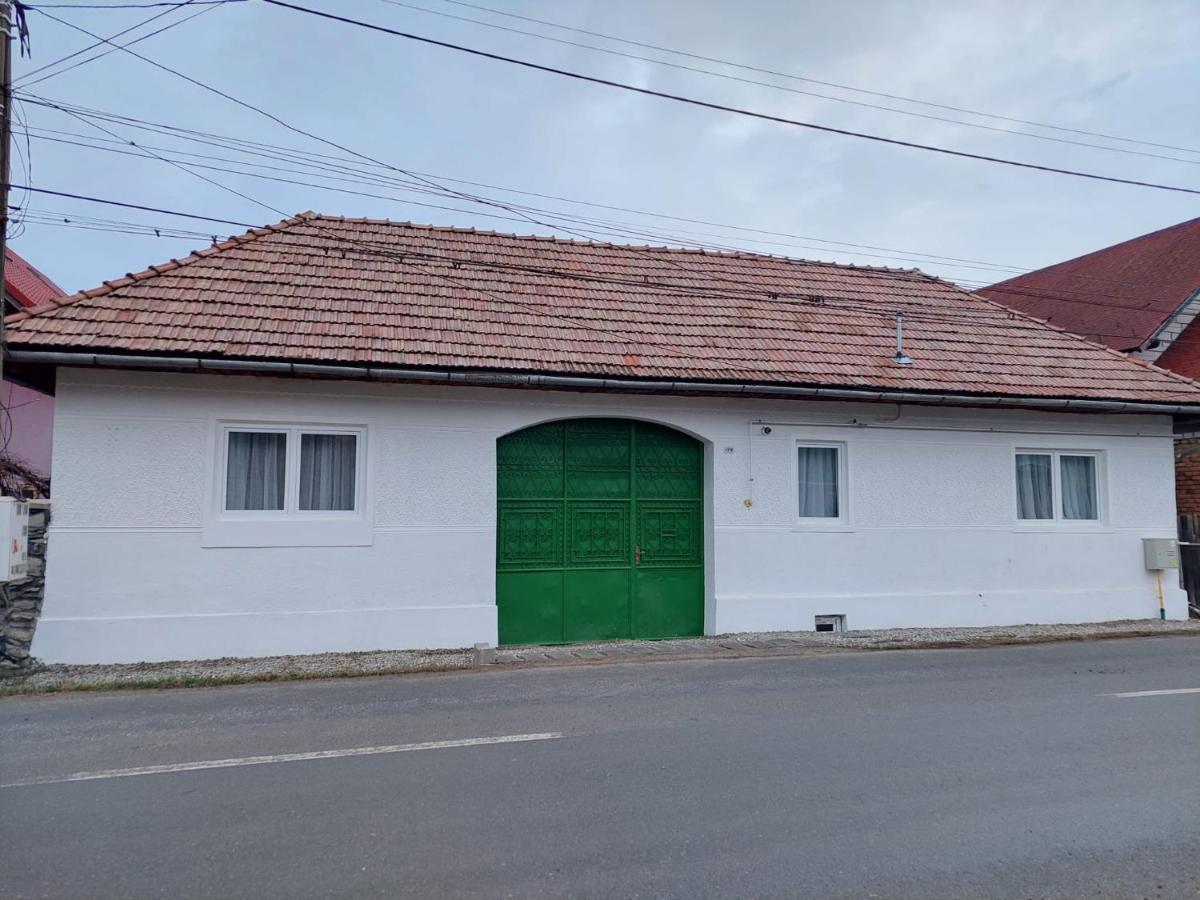 Casuta De Sub Munte Cartisoara Villa Екстериор снимка